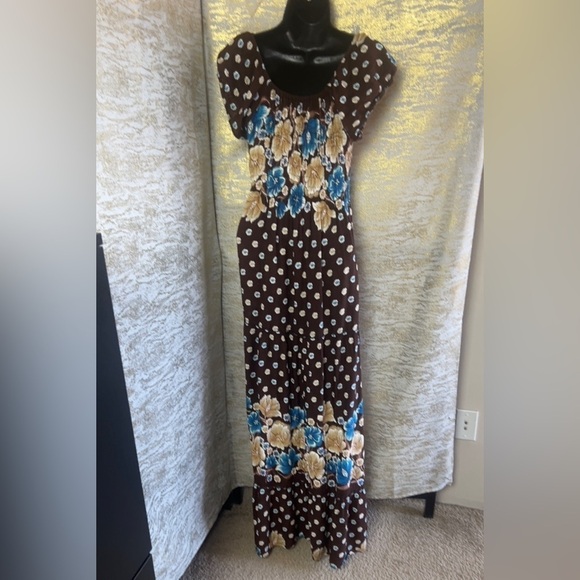 Women’s Brown/Cream Floral Print Tiered Maxi Dress - Picture 9 of 12